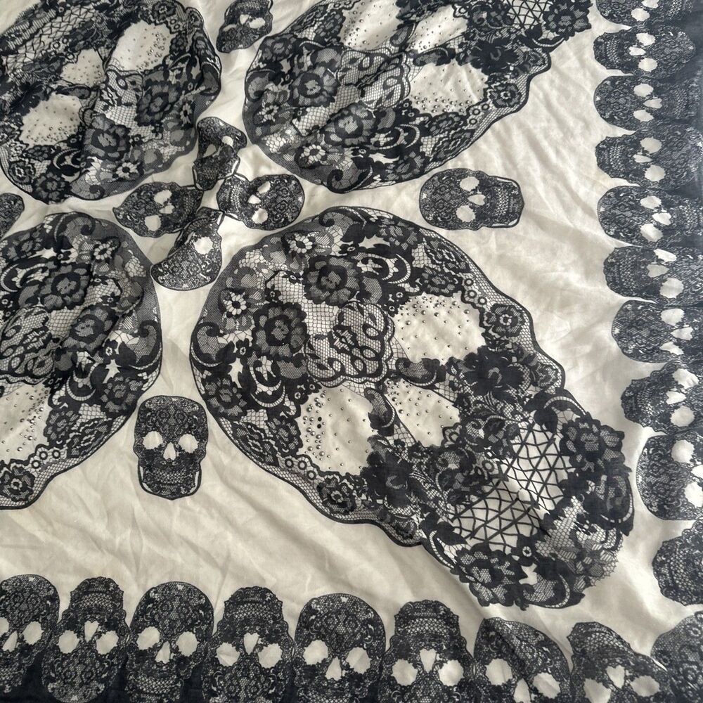 Skull Scarf Square 45" Boho Halloween - Picture 4 of 12